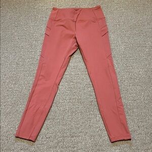 Avalanche Women’s Coral  Pocket Leggings Size Large